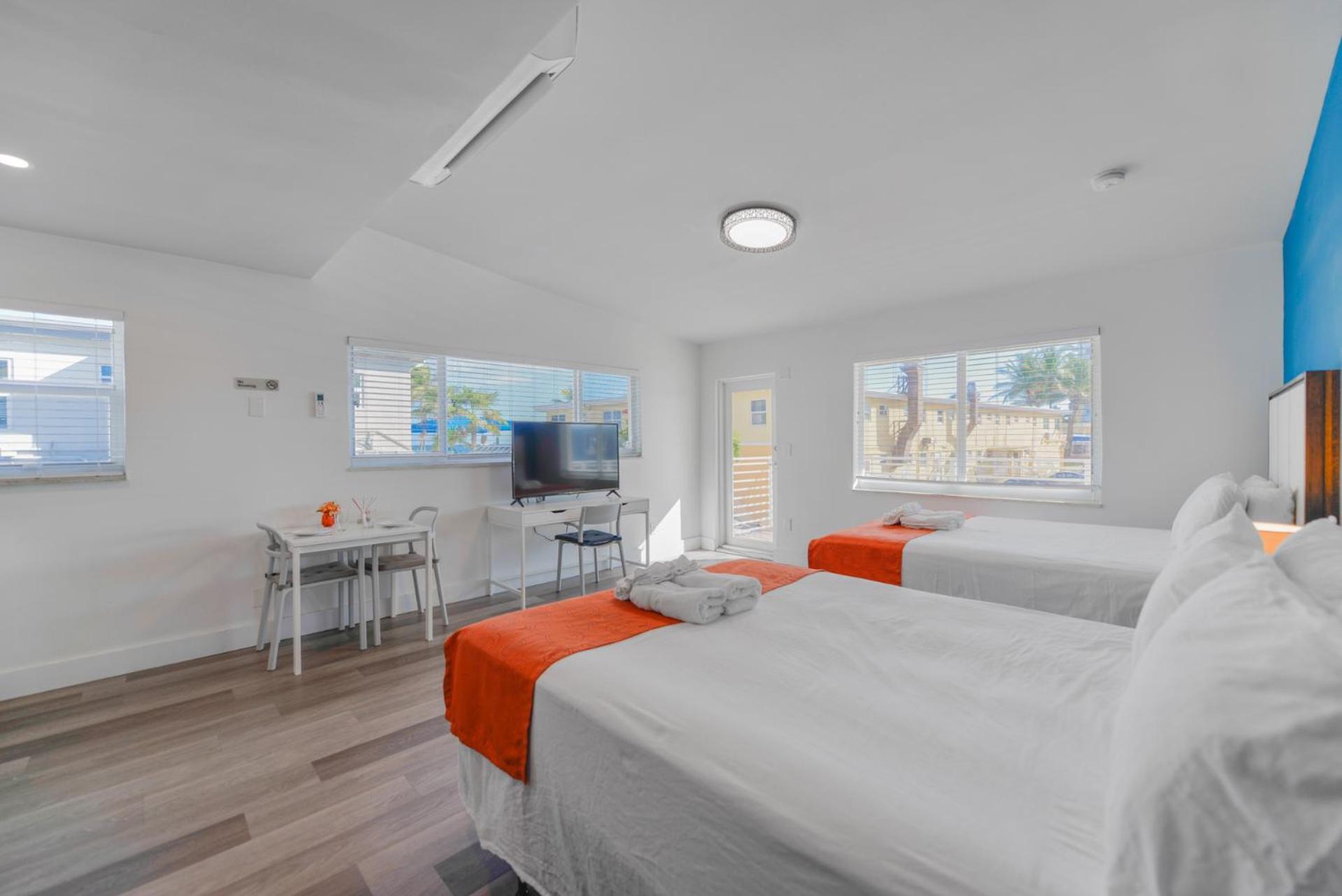 Spacious Studio With Balcony And Parking At The Beach -M46 Hollywood Exterior foto