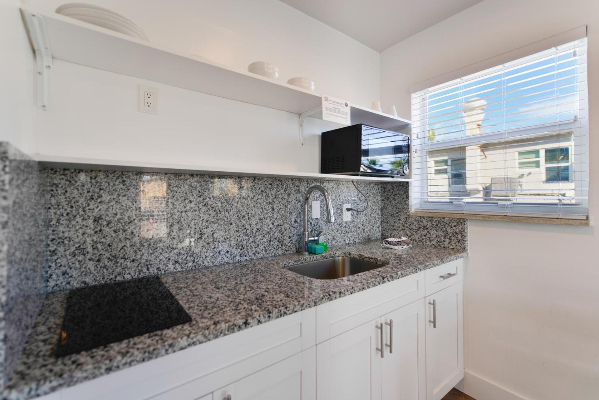 Spacious Studio With Balcony And Parking At The Beach -M46 Hollywood Exterior foto